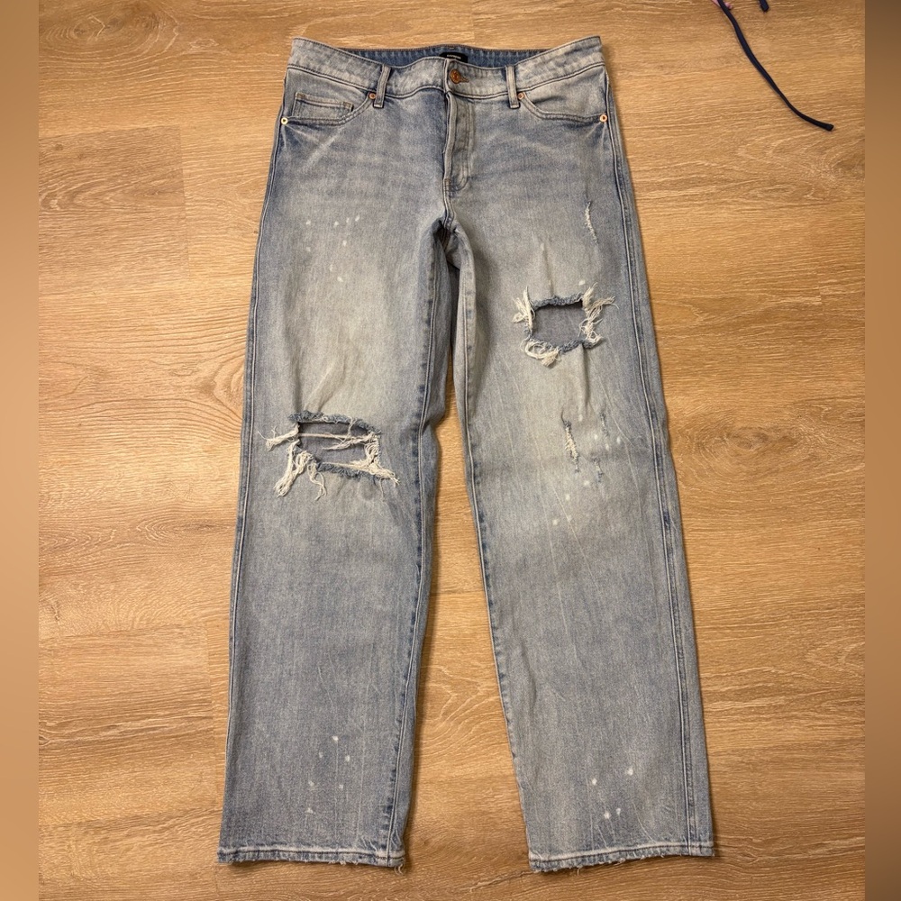 Express Distressed Jeans
